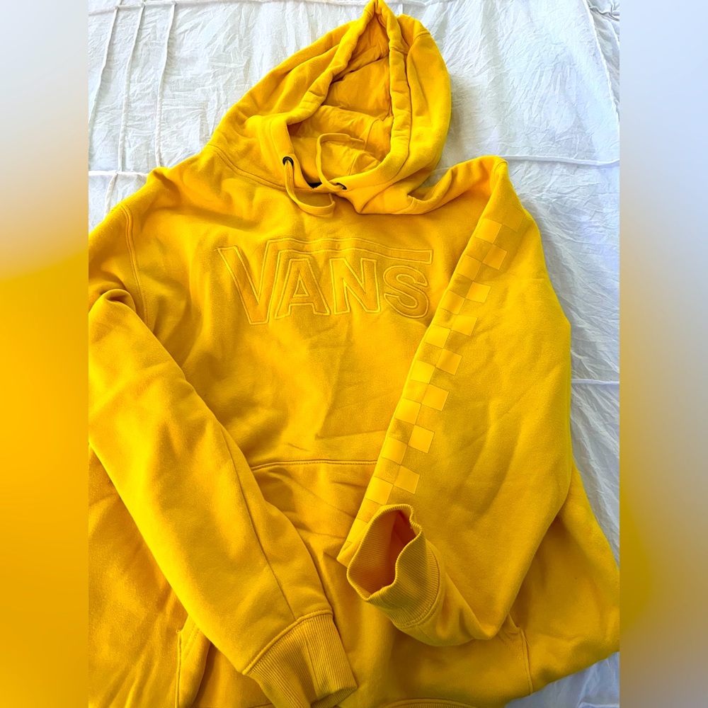 New without tags. Vans extra large yellow hoodie